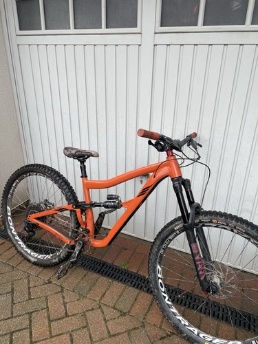 Full suspension mountain bike - suspension,