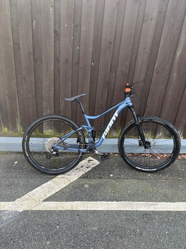 Full suspension mountain - mountain, bike