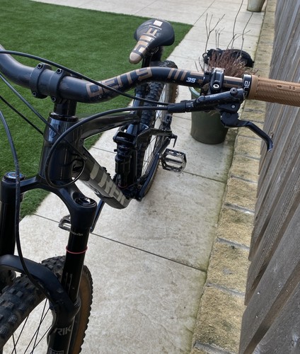 Mountain bike full - bike, suspension