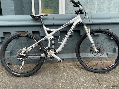 Mountain bike full - mountain,