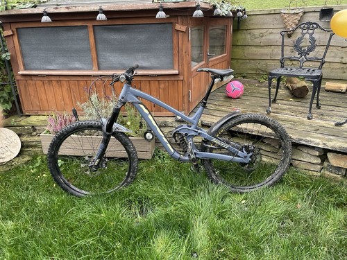Full suspension mountain bike - suspension,
